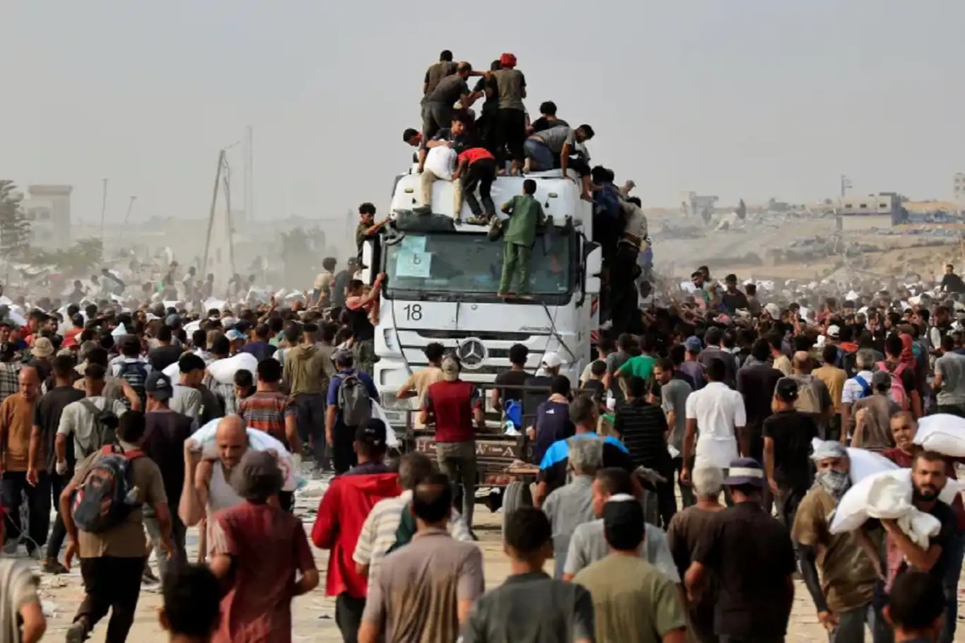 UN Condemns Israeli Strikes On Gaza Aid Security Teams