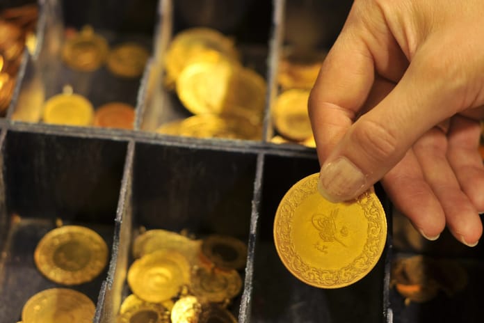 Altın fiyatları 12 Aralık | Çeyrek, yarım, tam, Cumhuriyet, gram altın fiyatları ne kadar?