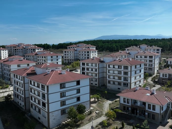 Deprem bölgesinde konut seferberliği: 350 bininci konut Adıyaman'da teslim ediliyor