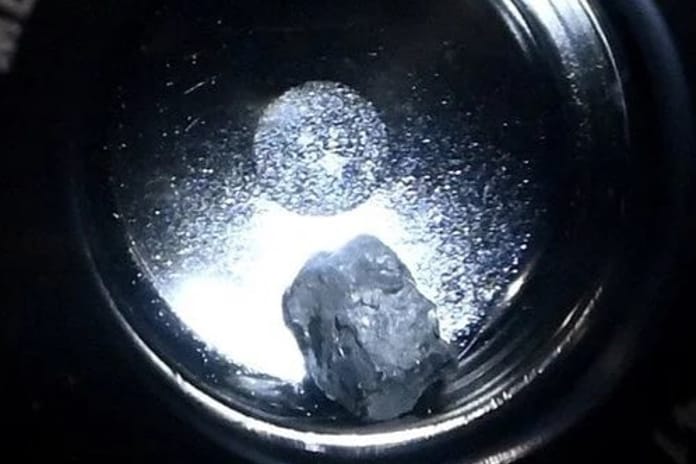 Güneş'ten daha eski: NASA'nın uzay aracı "yıldız tozu" getirdi