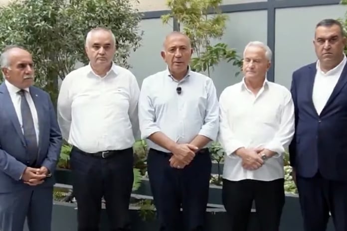 Gürsel Tekin ve ekibinden açıklama: Biz göreve başladık
