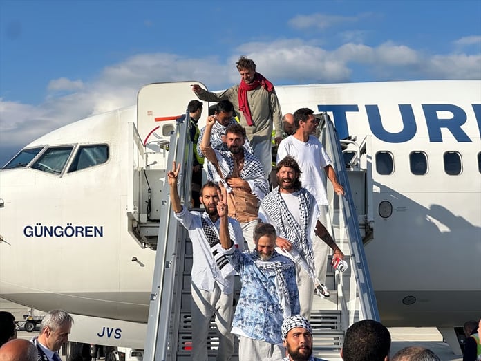 Küresel Sumud Filosu aktivistleri yurda döndü