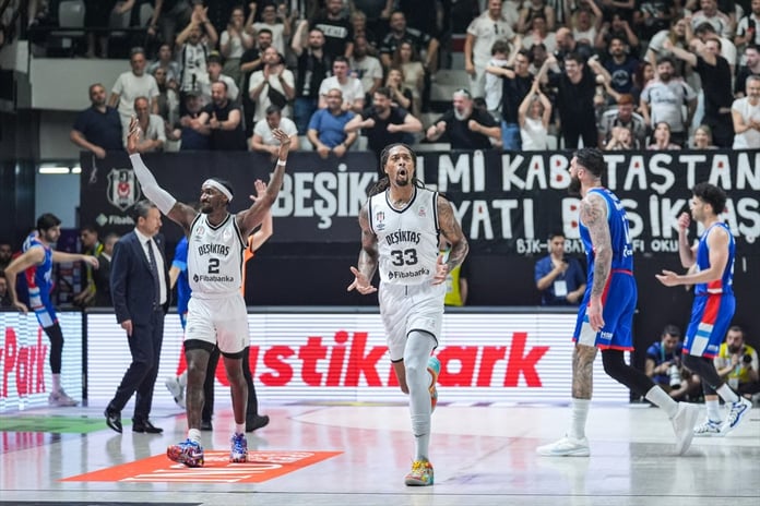 Beşiktaş, Anadolu Efes'i mağlup ederek play-off yarı final serisini eşitledi: Maç sonu cezalar gündemde