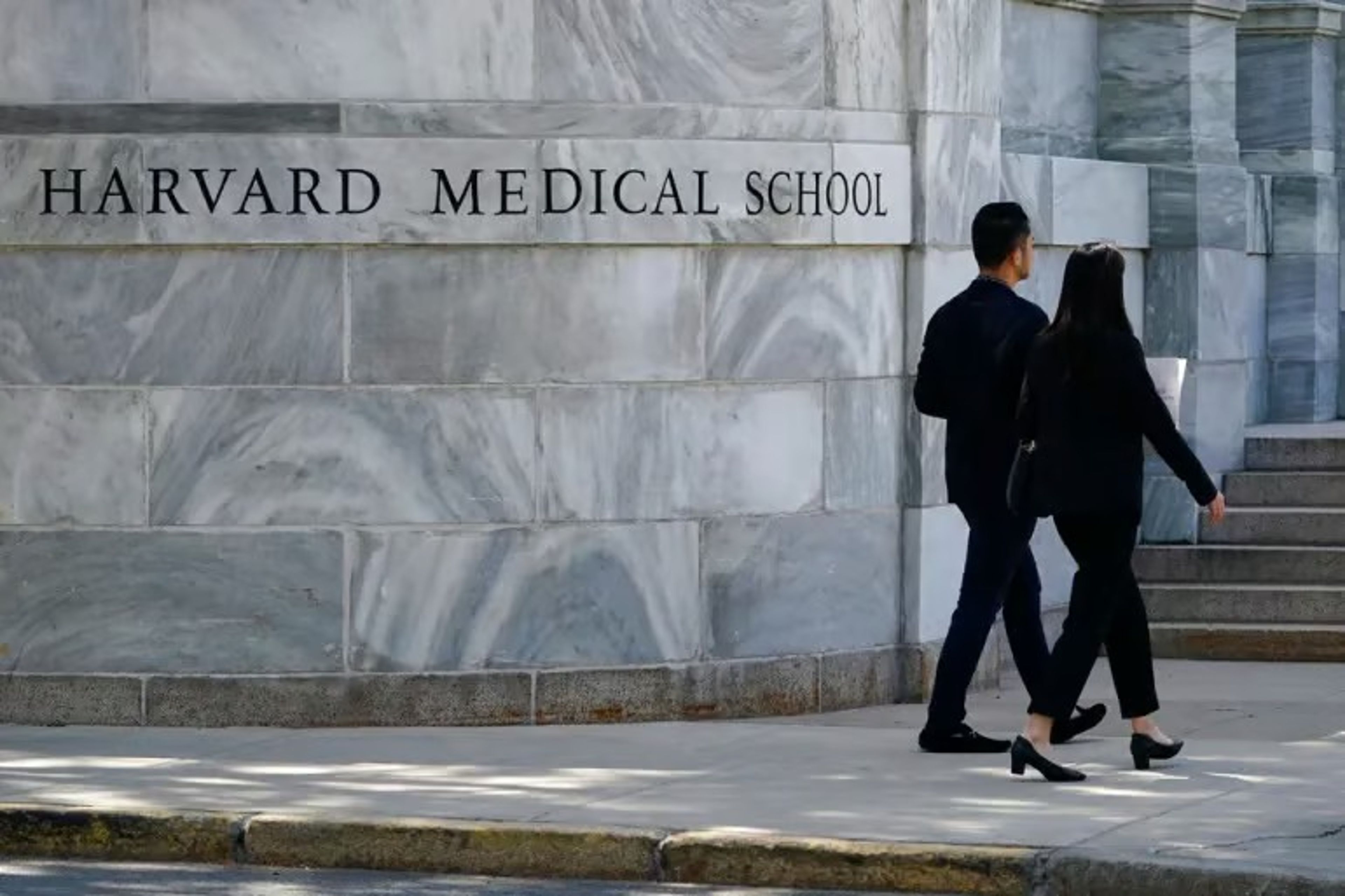 Harvard morgunda dehşet: Kadavra parçalarını sattı