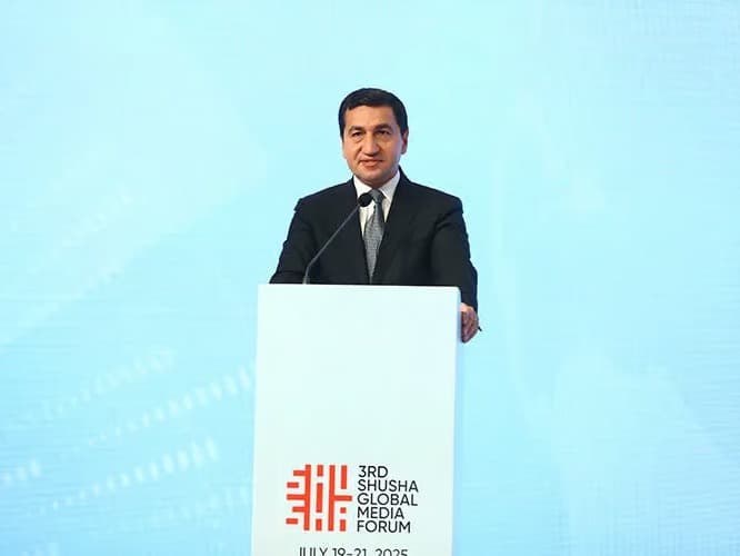 Bakü'den barış için anayasa vurgusu
