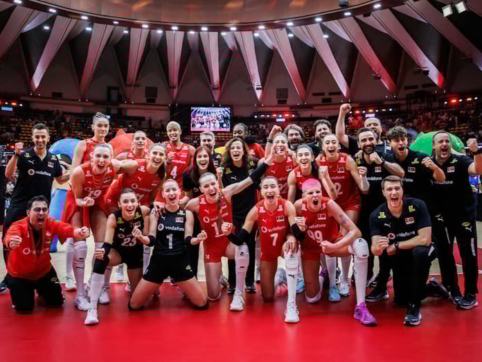 Son şampiyon A Milli Kadın Voleybol Takımı'nın 2026 Avrupa Şampiyonası rakipleri belli oldu
