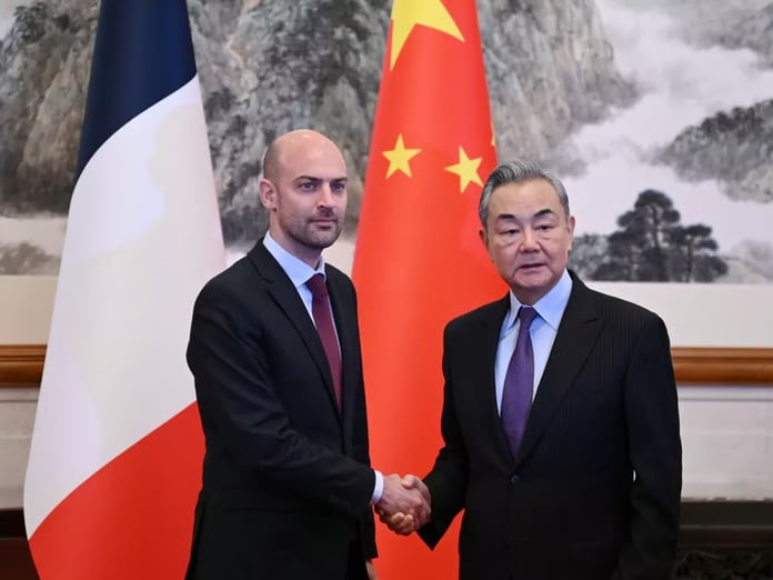 Fransa ve Çin Gazze'deki insani felakete son verilmesi çağrısı yaptı