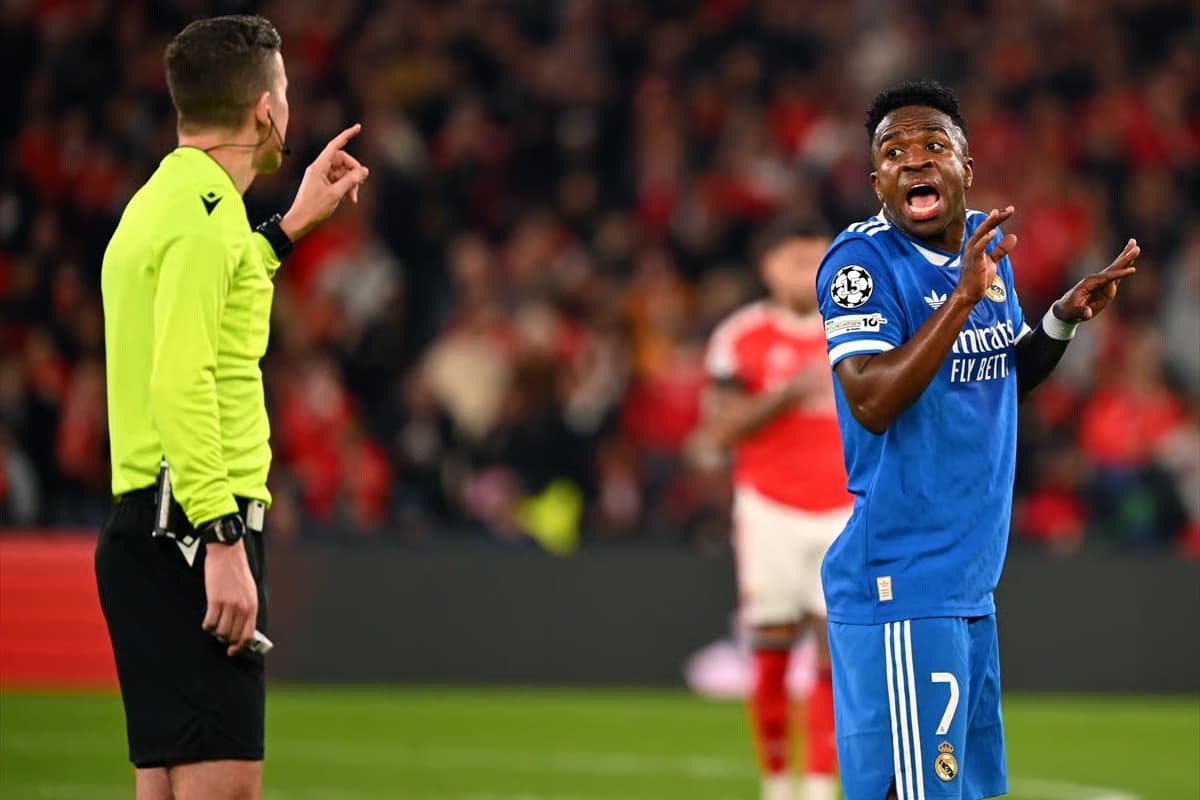 Benfica-Real Madrid maçında ırkçılık kaosu