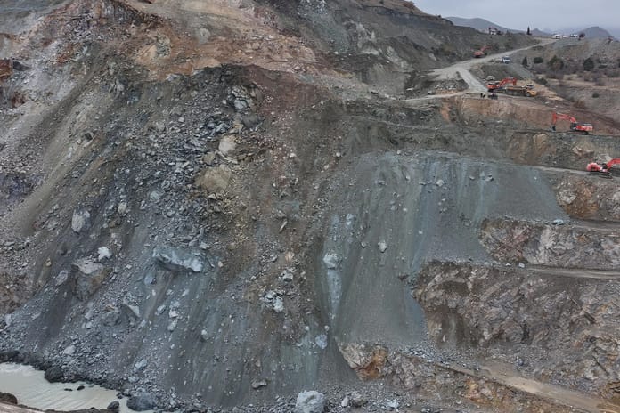 Sivas Divriği'de maden göçüğü faciasında 22 gündür Sabri Yıldırım'a ulaşılamadı