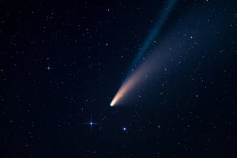 Ay'a büyük bir asteroid çarpabilir!