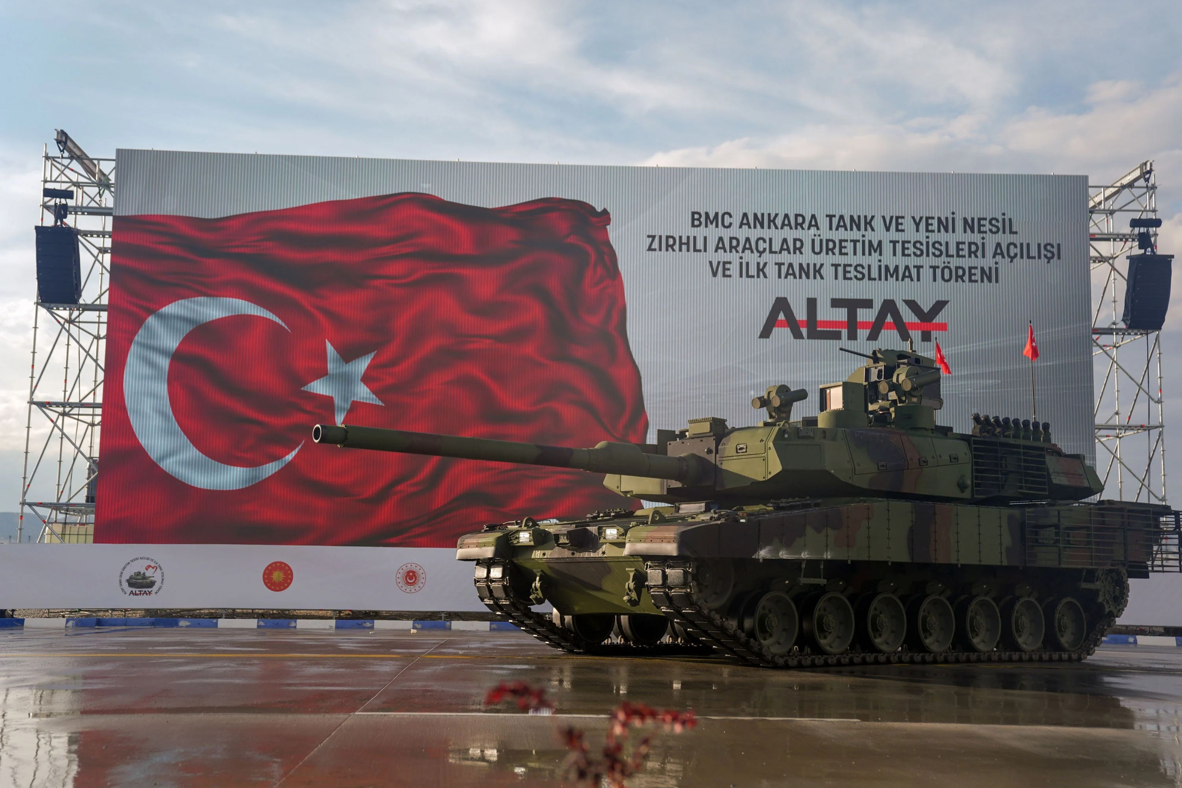 Nikkei Asia: Türkiye’nin Asya’ya savunma ihracatı yerli motor geliştirmeye bağlı
