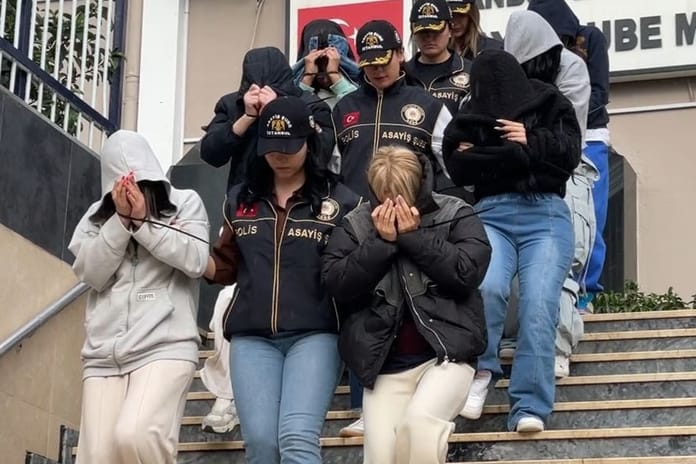 İstanbul merkezli fuhuş operasyonu: 16 şüpheli tutuklandı, 14 kadın kurtarıldı