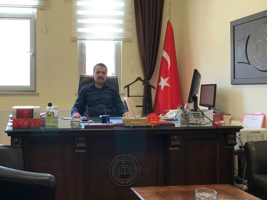 Kadın hakimi odasında vuran savcıya ağır hapis cezası