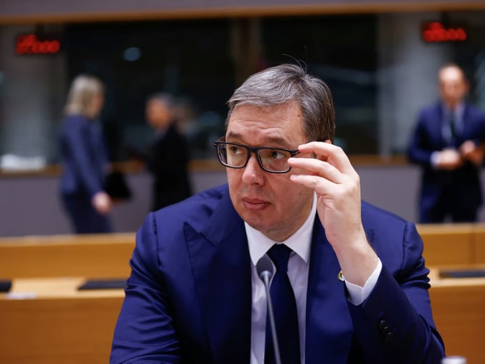 Bosna Savaşı'ndaki "katliam safarileri" soruşturması Vucic'e uzandı