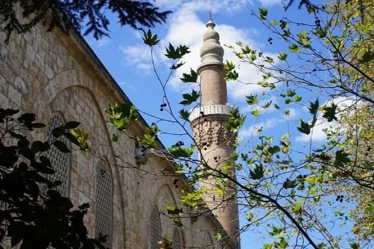 Bursa'nın fethine uzanan yol kuruluş döneminin tarihi izlerini taşıyor