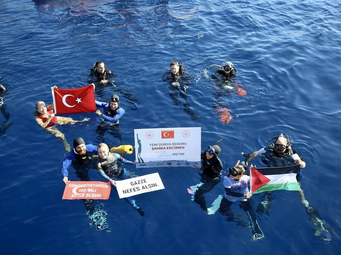 Birleşmiş Milletler "Sudaki Yaşam" savunucusu Şahika Ercümen, 10 yıl sonra Gazze için yeniden rekor kırdı