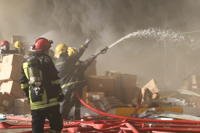 Irak'ta alışveriş merkezinde yangın çıktı: 50 ölü