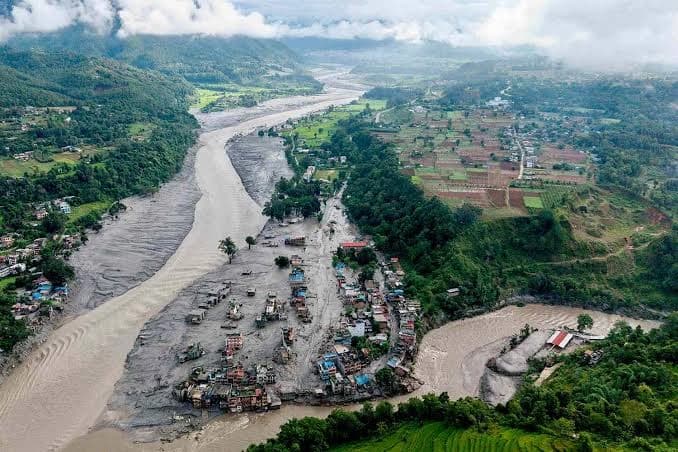 Nepal'de ölü sayısı artmaya devam ediyor