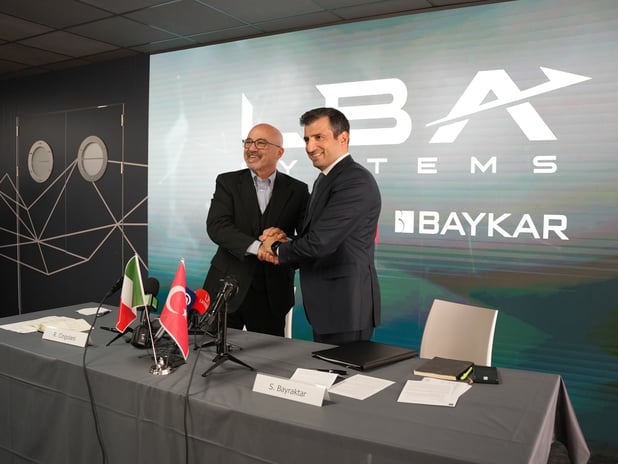 BAYKAR ve Leonardo yeni kurulan ortak girişim LBA SYSTEMS'i Paris AirShow'da duyurdu