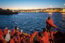 Sürüklenen göçmen teknesi Mallorca açıklarında bulundu