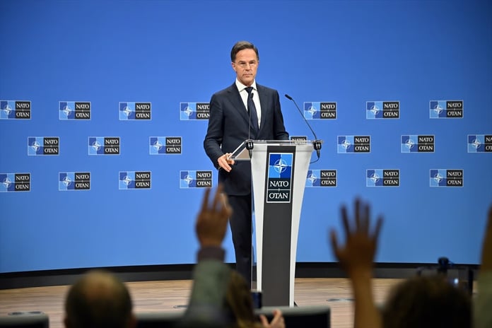 NATO Genel Sekreteri Rutte, ülkelerin savunma harcamalarını ve üretimlerini artırma gerekliliğini yineledi