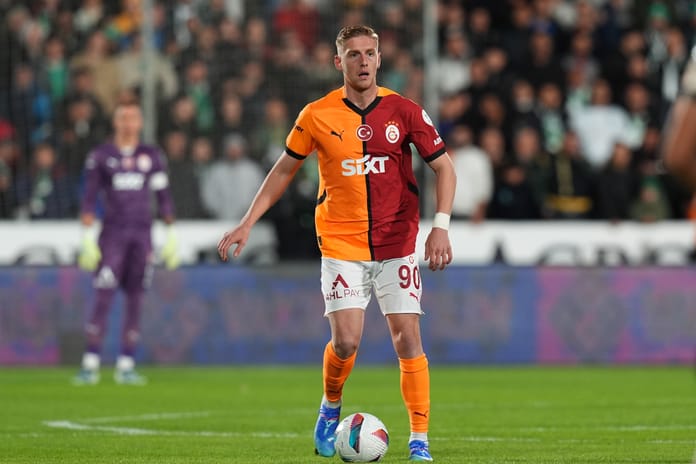 Kendi maçına bahis oynayan futbolcular