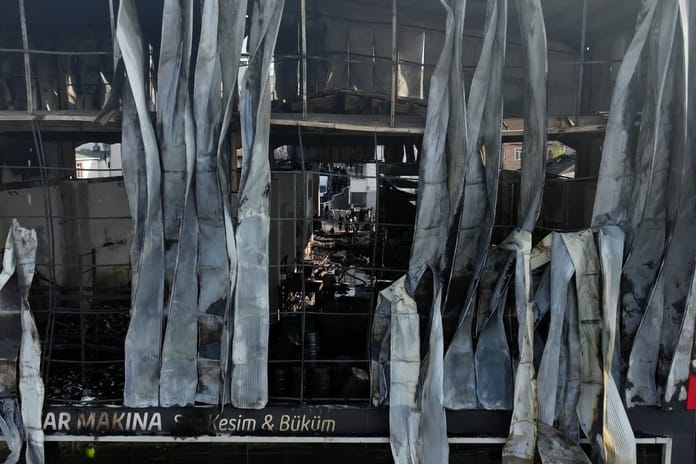 Dilovası’ndaki fabrika yangınında can kaybı 7’ye yükseldi