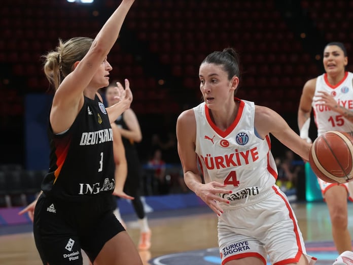 Potanın Perileri'nin Dünya Kupası umudu son maça kaldı: Almanya yenilgisi sonrası kritik Litvanya randevusu