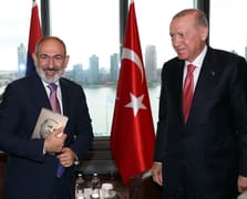 Paşinyan'dan Türkiye mesajı: "Somut adımlar atmanın zamanı geldi"