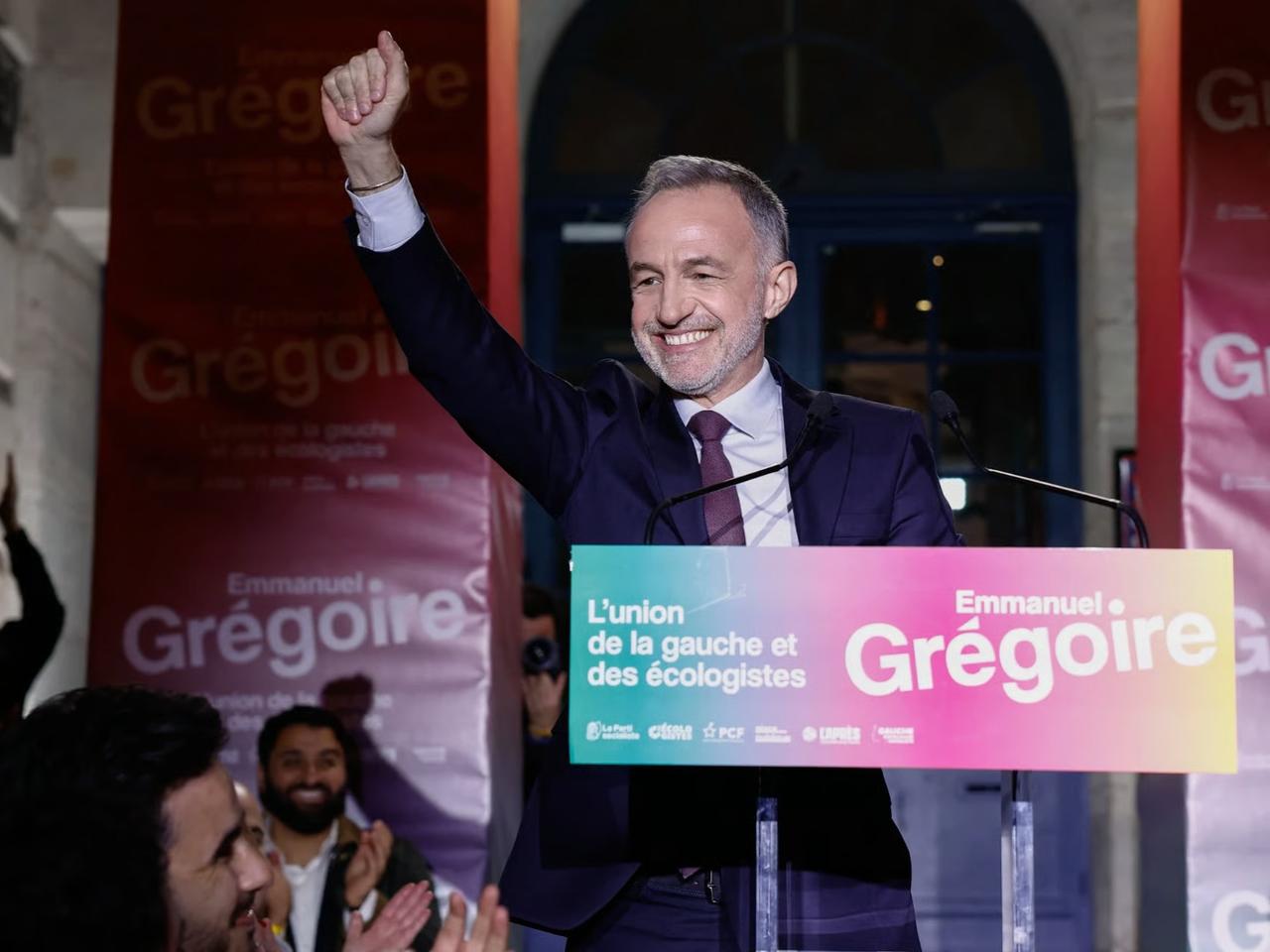 Paris seçimlerini sosyalist aday kazandı