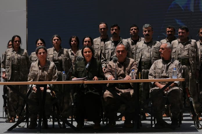 30 PKK'lı silah bıraktı: Açıklamanın tamamı