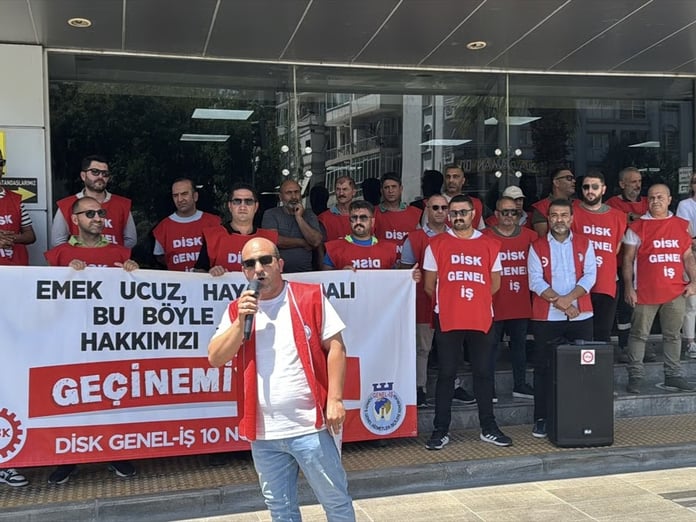 Yine İzmir yine işçi eylemi: Karşıyaka'da işçi eylemi