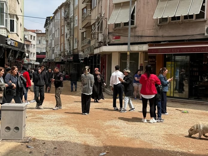 İstanbul depreminden hangi çevre iller etkilendi?