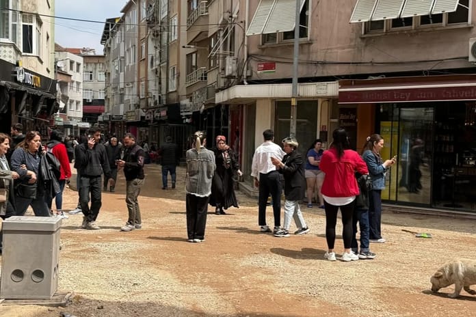 İstanbul depreminden hangi çevre iller etkilendi?