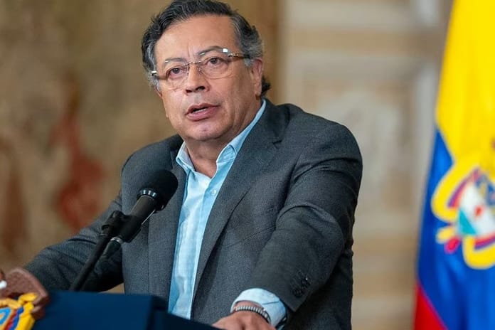 Kolombiya lideri Petro ABDnin olası askeri operasyonunu ciddi tehdit olarak gördüğünü söyledi