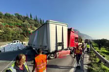 Kocaeli Otoyolu'nda zincirleme kaza: Ankara yönü trafiğe kapandı