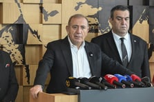 CHP İstanbul İl Kongresi davası 27 Şubat'a ertelendi: Gürsel Tekin görevde kalıyor