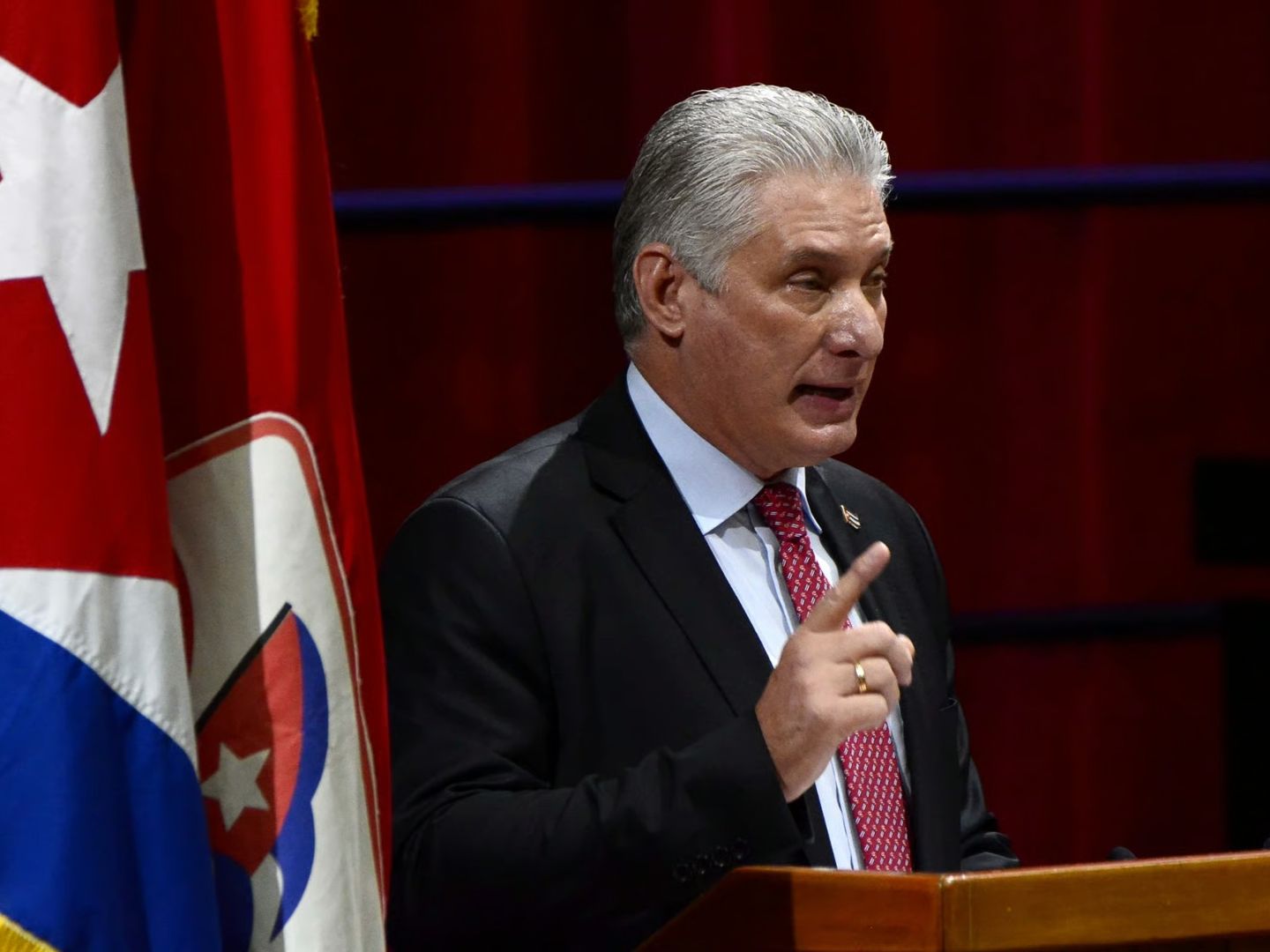 Küba Devlet Başkanı Canel'den Trump'a yanıt