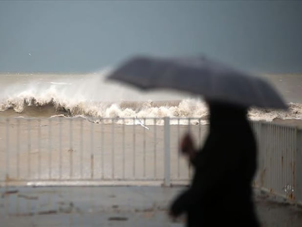 Bakanlık uyardı! 9 ilde kuvvetli yağış ve fırtına alarmı