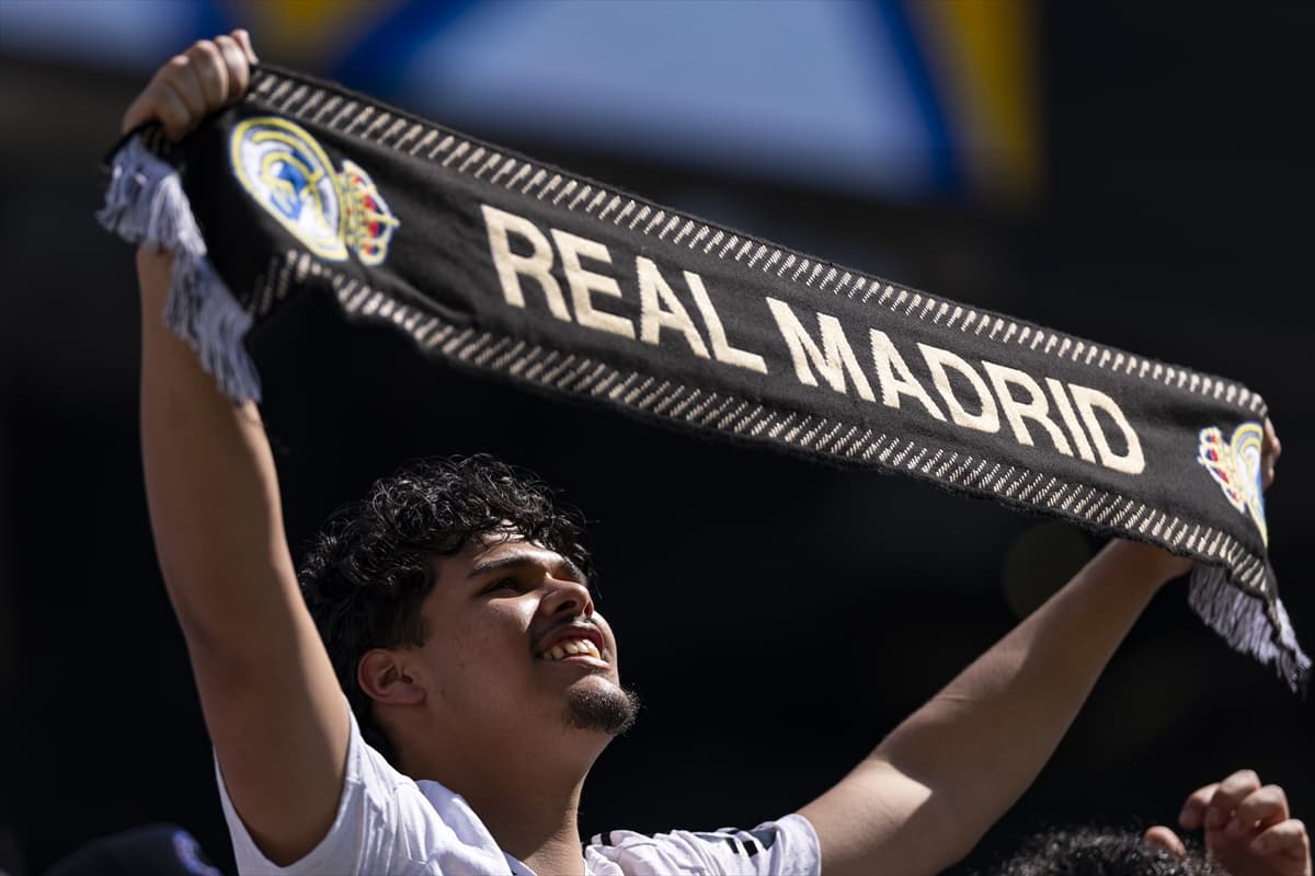 Zirve Real Madrid'in