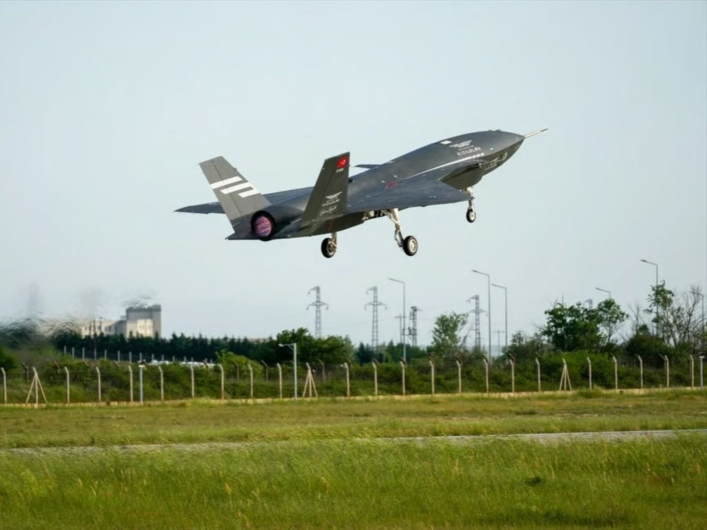 KIZILELMA ve M-346 ilk kez ortak otonom uçuş gerçekleştirdi