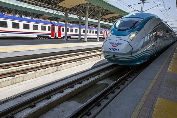 Demir yollarında rekor yılı: Türkiye nüfusunu üç katladı