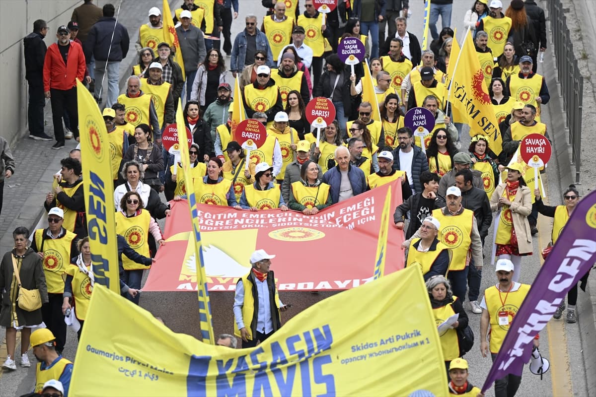 Başkentte 1 Mayıs böyle kutlandı! Doruk Madencilik işçileri de meydandaydı