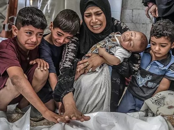 Middle East Eye: İsrail'in “açlık oyunları” ve “zulüm teolojisi”