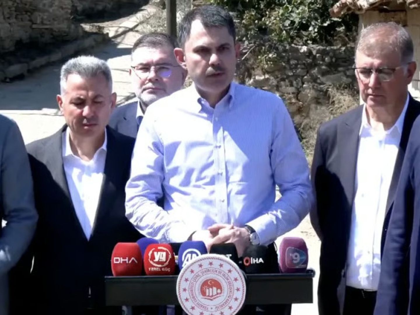Murat Kurum: İzmir ile Bilecik'te 415 ev ve iş yeri yangınlarda zarar gördü