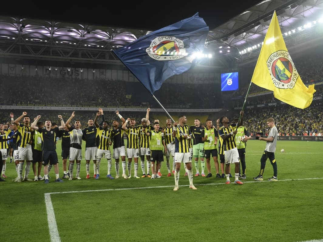 Fenerbahçe play-off biletini kaptı