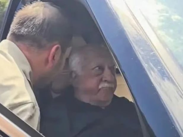 FETÖ elebaşının avukatı darbeden sonra Epstein'den yardım istemiş