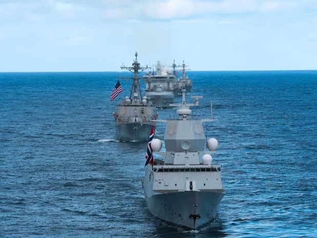 The Atlantic: ABD Venezuela'da savaşa mı hazırlanıyor?