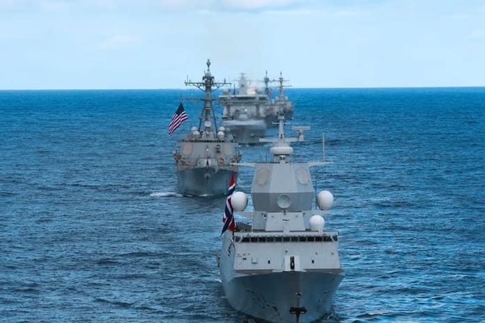 The Atlantic: ABD Venezuela'da savaşa mı hazırlanıyor?