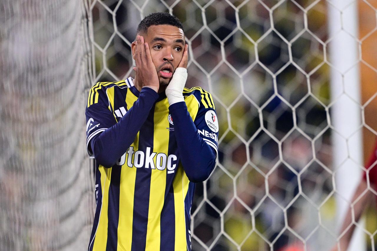 Fenerbahçe'den transfer yasağı açıklaması: "Yasak geçici, ödeme pazartesi yapılacak"